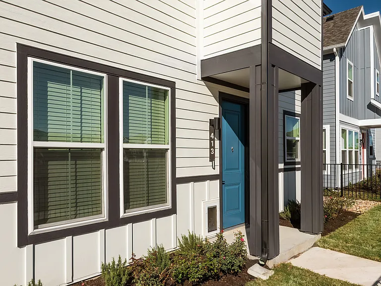 Bulbine Dr — Photo 13