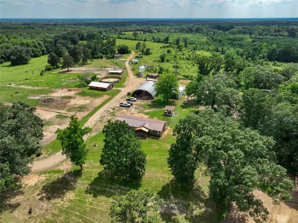 6974 Farm Road 911, Avery, TX 75554