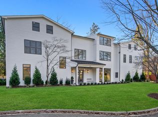 2732 McKinley St NW, Washington, DC