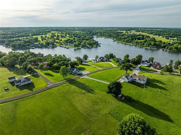 4th image of LOT 2425 Lake Viking Ter Lot 2426