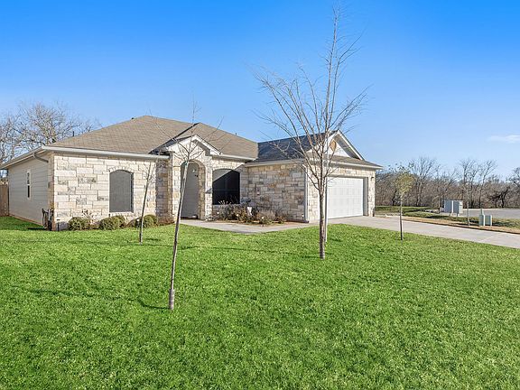 4th image of 1021 Monte Verde Dr #Id1060783p