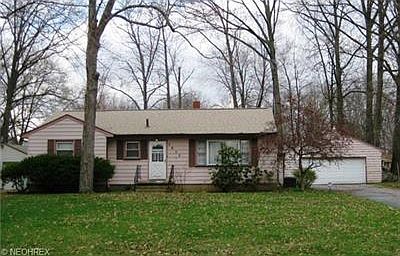 2nd image of 5852 Louise Dr