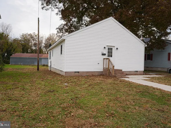 806 2nd St, Pocomoke City, MD 21851