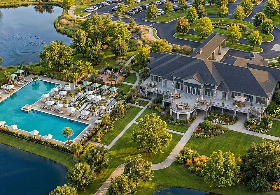Altamira Amenity Clubhouse 1of3
