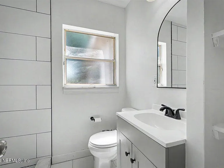 6216 Suwanee Rd — Photo 20