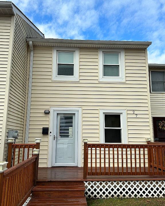 1st image of 27 Starr Ave