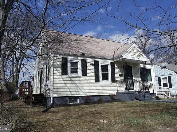 2nd image of 6106 Alpine St