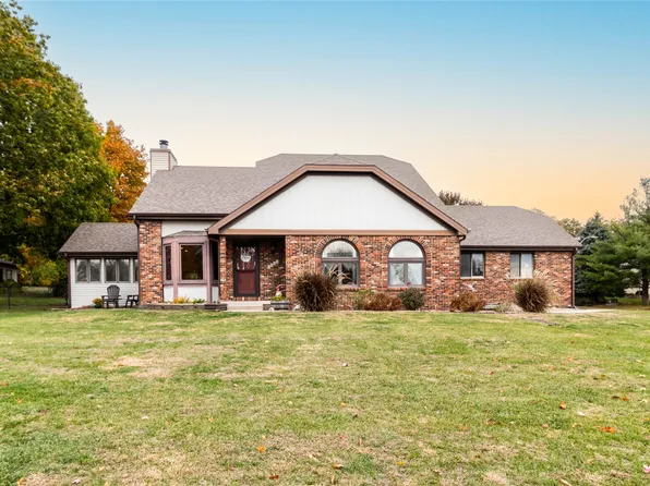 4801 NW 66th Ave, Johnston, IA 50131