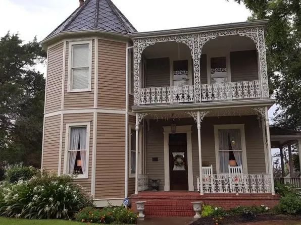 212 Linton Ave, Natchez, MS 39120