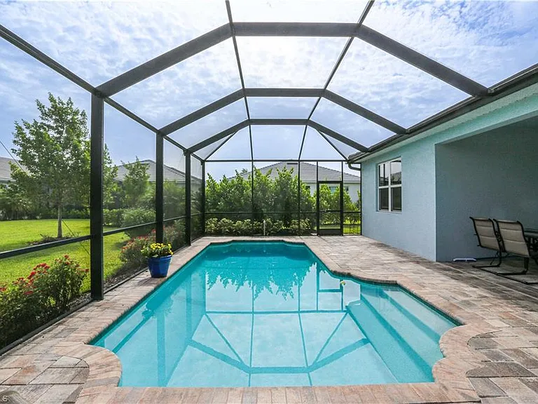 16579 Crescent Beach Way — Photo 8