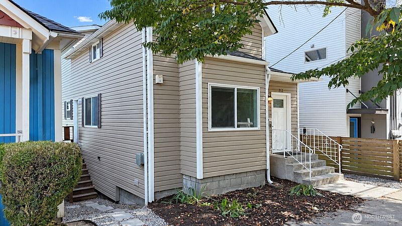 3rd image of 312 21st Avenue