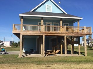 976 Bahama Dr, Crystal Beach, TX 77650