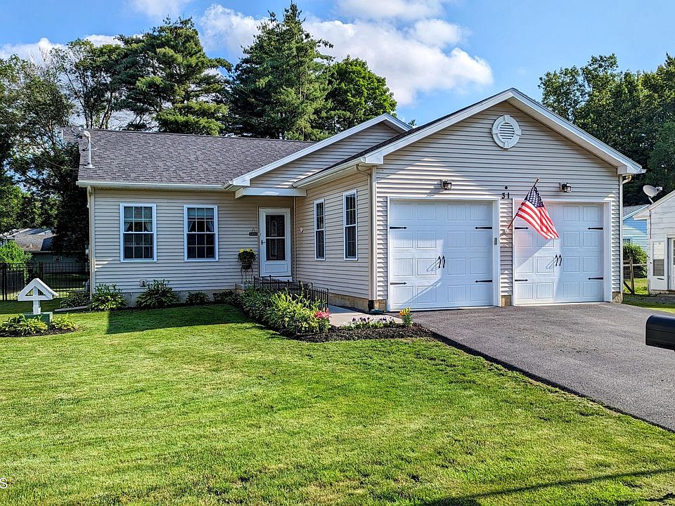 31 Notre Dame Street, Fort Edward, NY 12828 Zillow
