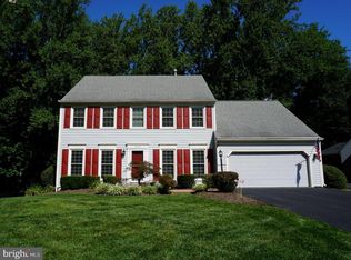 12154 Darnley Rd, Woodbridge, VA 22192