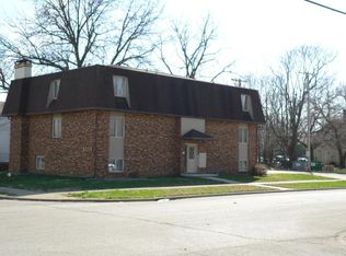 102 W Scarritt St, Springfield, IL 62704