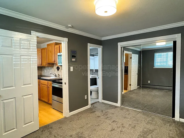 1 S Pennsylvania St #102 — Photo 14