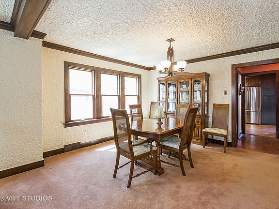 3rd image of 129 N Harvey Ave