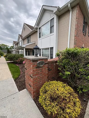 179 Roseland Ave #1 Photo 1