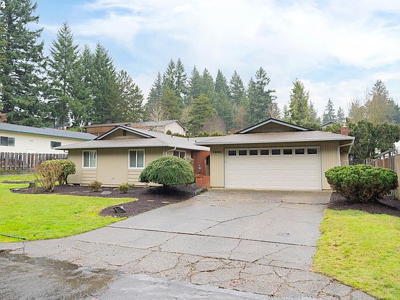 2nd image of 10921 NE 26th Ave