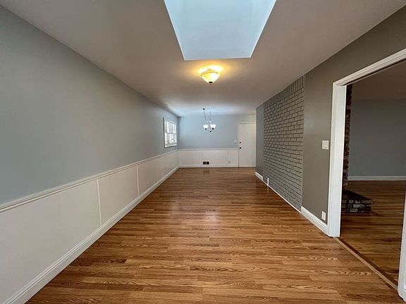 4th image of 1958 Kobara Ln