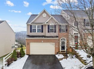 227 Maple Ridge Dr, Canonsburg, PA 15317