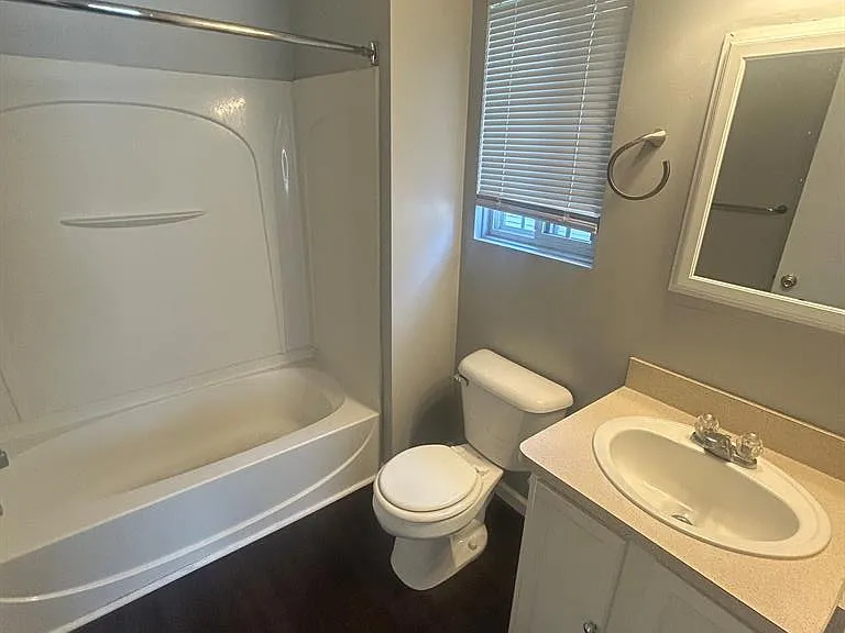15626 Stone Crossing Dr — Photo 9