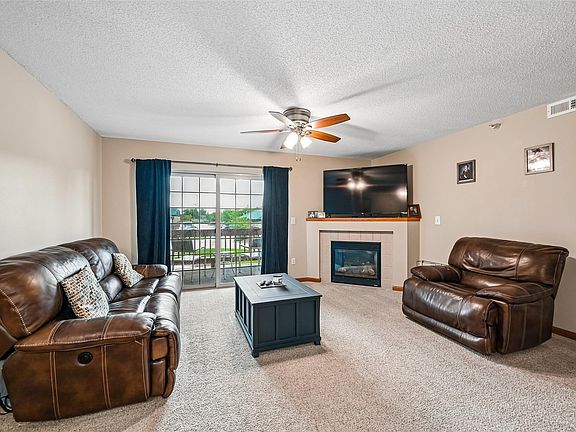 2nd image of 600 Colton Cir NE Unit 5