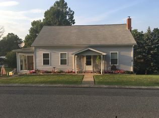 215 Belview St, Barnesville, OH 43713