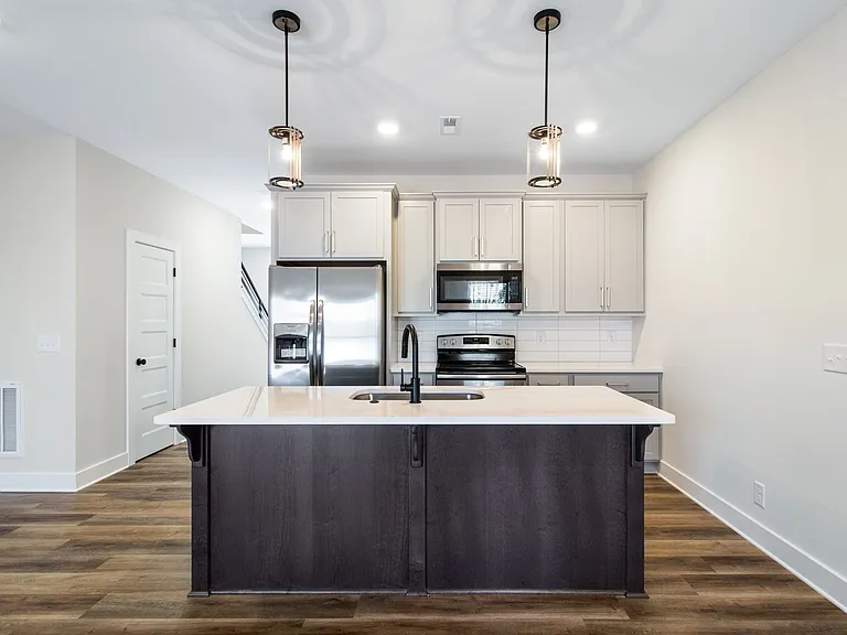 160 Excell Rd #U — Photo 18