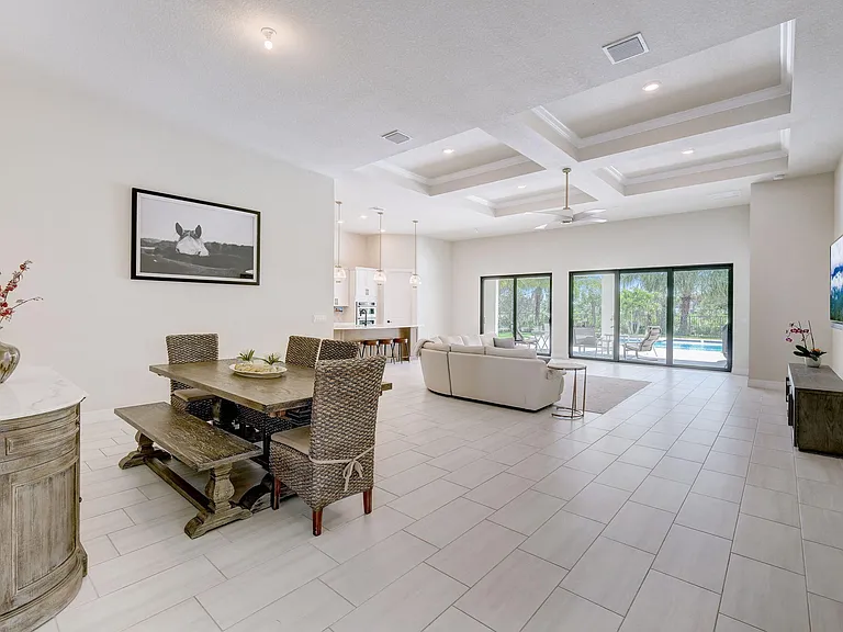 9234 Balsamo Dr — Photo 10