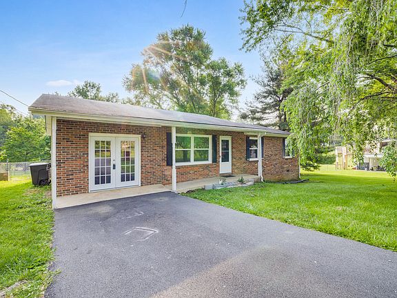 2nd image of 104 Miner Cir