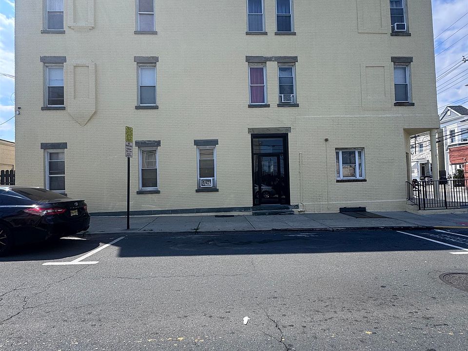 1st image of 401 70th St
