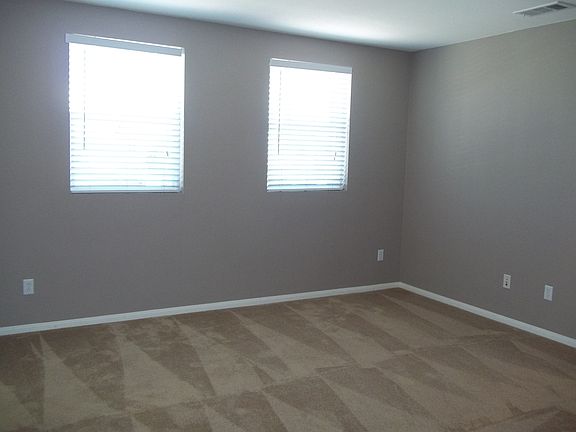 3rd image of 35625 Summerholly Ln