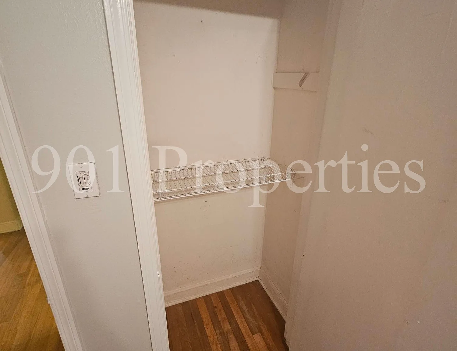 3 bed, 1200 sqft, $1,765 — Photo 3