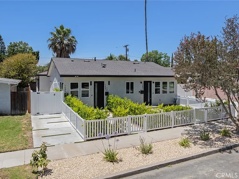 7647 1/2 Melvin Ave — Photo 5