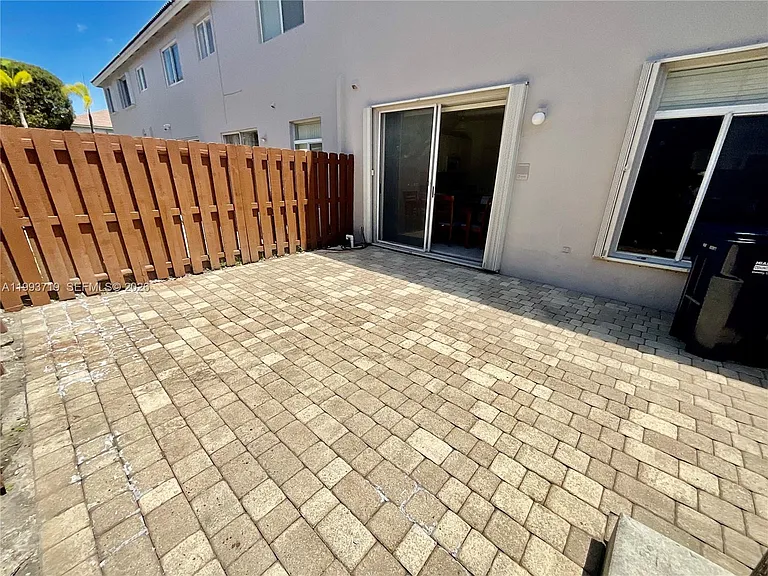 5628 NW 113th Ave #5628 — Photo 15