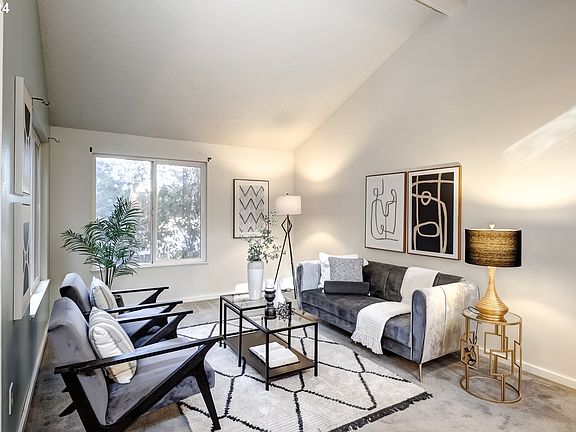 3rd image of 1602 Village Park Pl