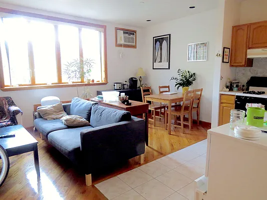 Rented by Capri Jet Realty Corp | media 31