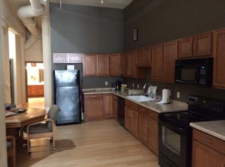 1033 N Old World 3rd St #302, Milwaukee, WI 53203