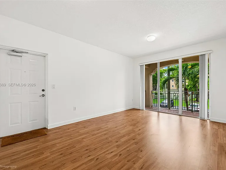6700 NW 114th Ave #923 — Photo 4