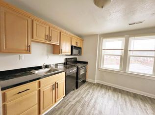 928 11th St APT 5, Huntington, WV 25701