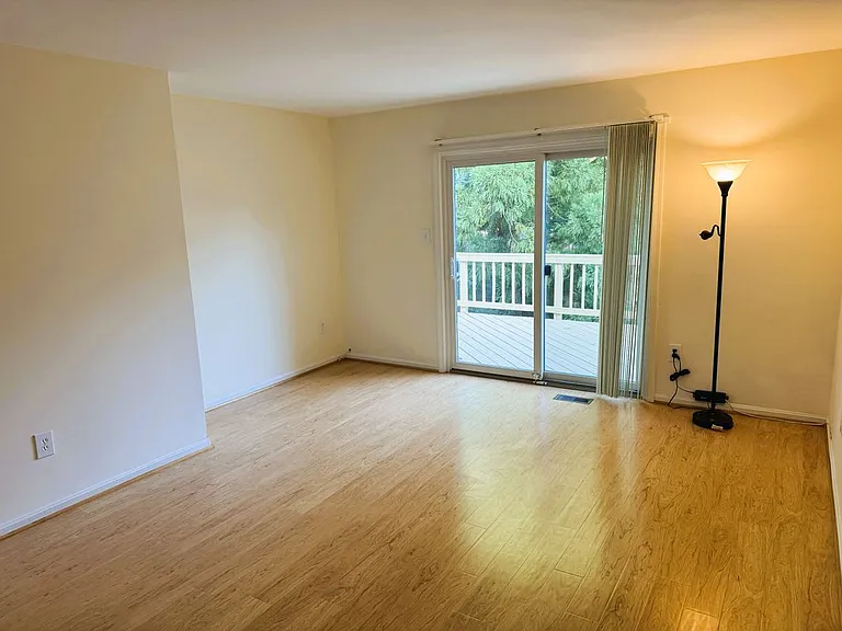 4507 Highland Green Ct — Photo 28
