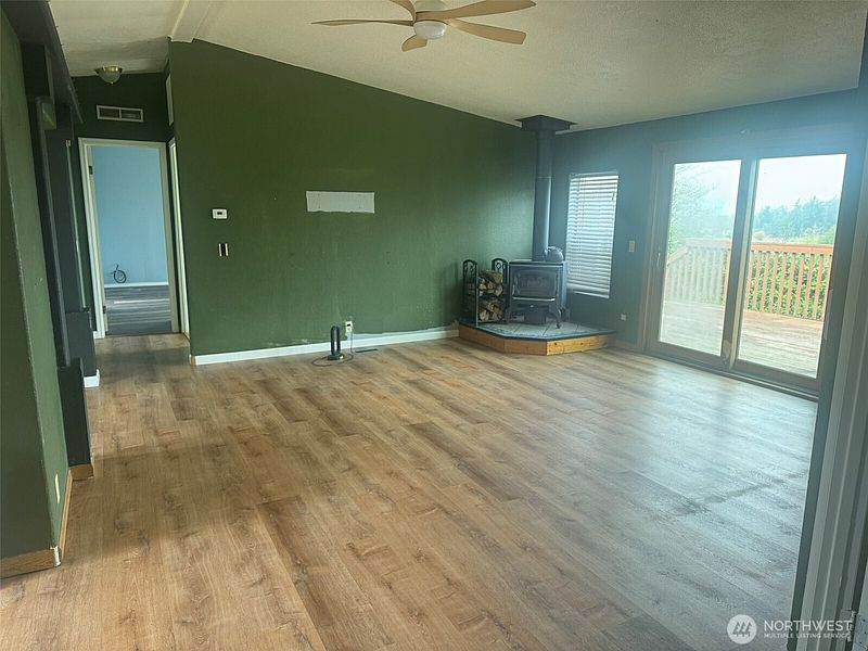 5th image of 262 Moonstone Place