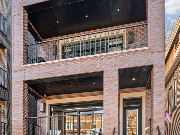 (undisclosed Address), Chicago, IL 60614