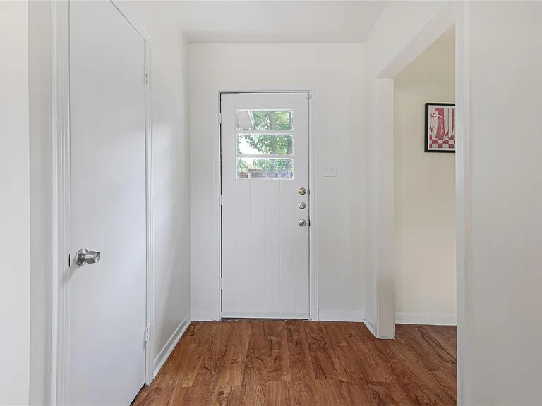 4607 Evans Ave #B — Photo 5