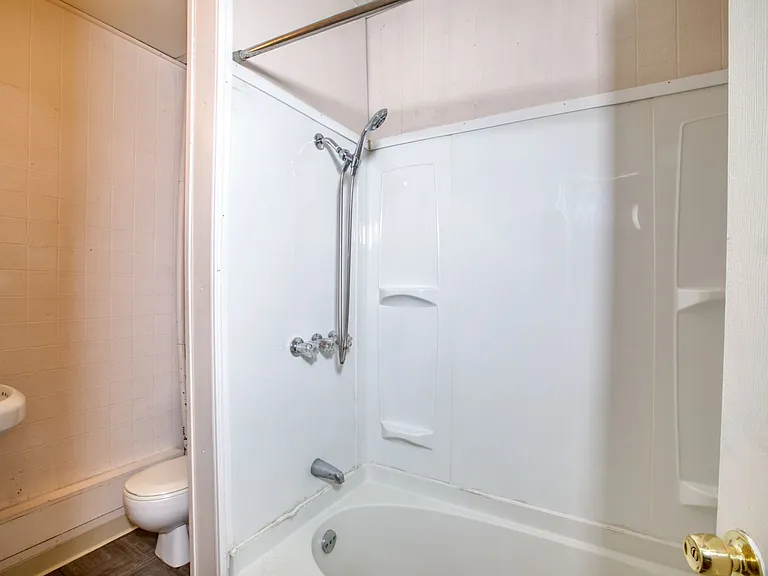 825 Park St #2N — Photo 23