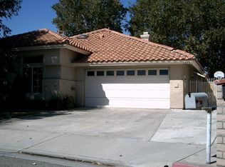 1211 Marble Ct, Hemet, CA 92543