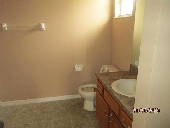 2nd image of 7815 100th Ave