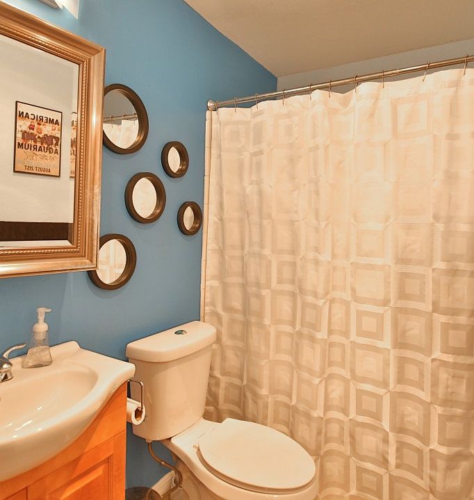 2nd image of 7717 Vernon Ave