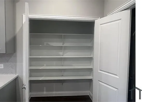 3110 Yellow Pine Dr — Photo 6